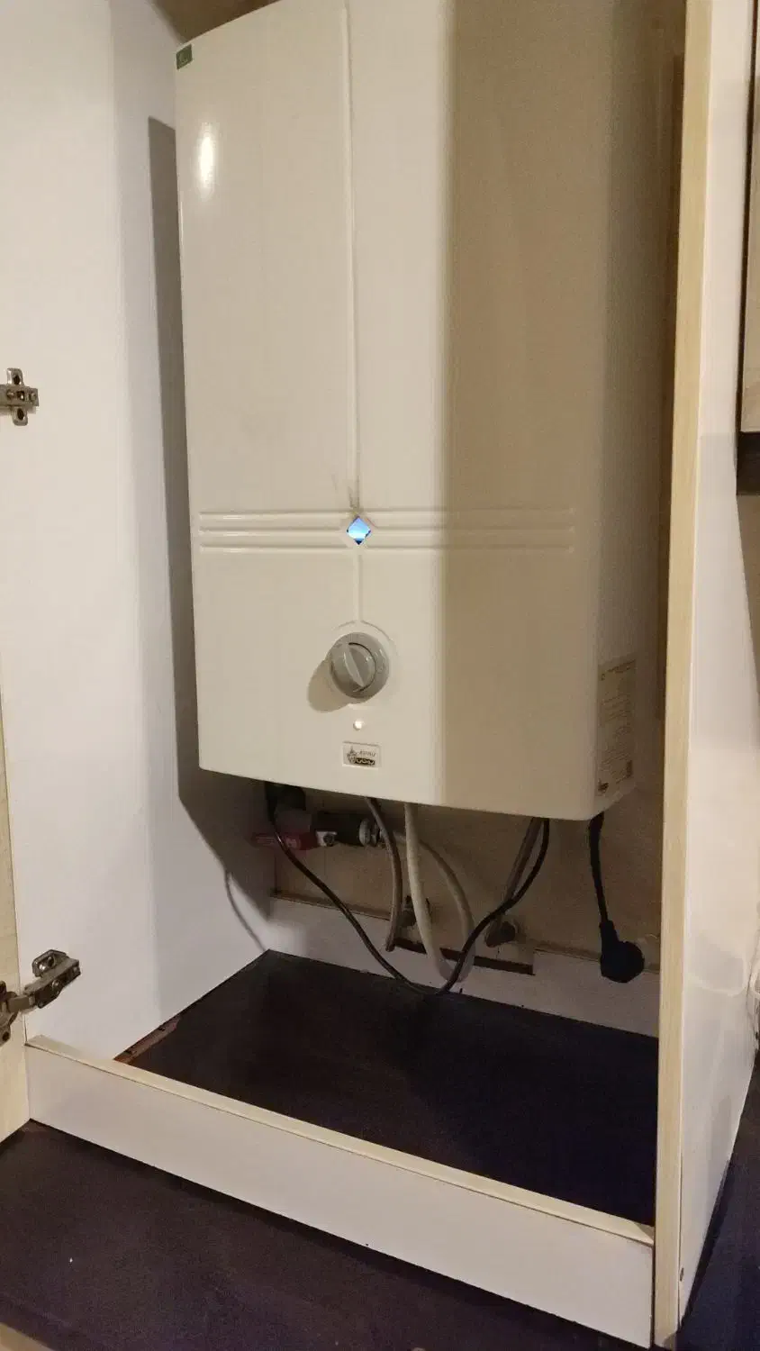 نصب و تعمیرات پکیج دیواری وابگرم کن|خدمات پیشه و مهارت|کلاردشت, |دیوار