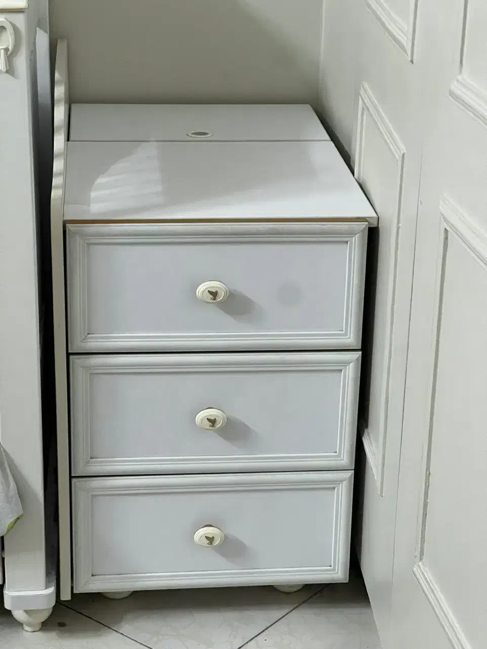 تخت نوزاد و نوجوان|تخت و صندلی بچه|تهران, سلسبیل شمالی|دیوار