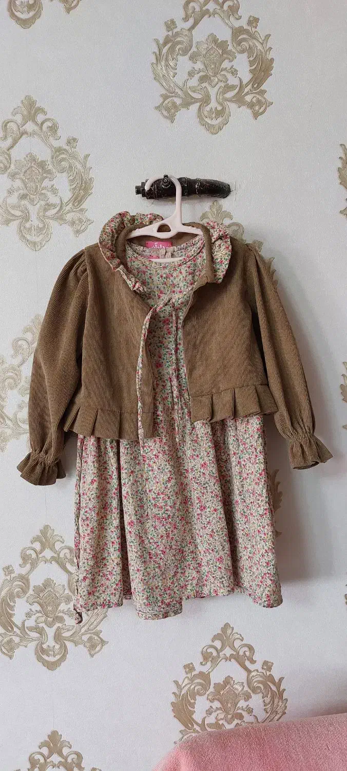 لباس دخترانه|کفش و لباس بچه|یزد, |دیوار