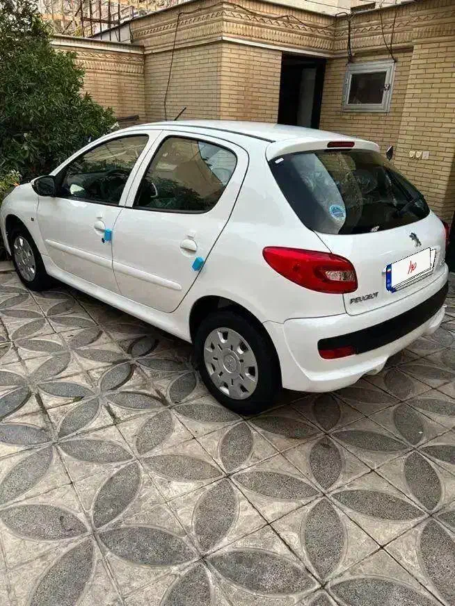پژو ۲۰۷ سقف فلز Tu5 مدل ۱۴۰۴ صفر|خودرو سواری و وانت|شیراز, تندگویان|دیوار