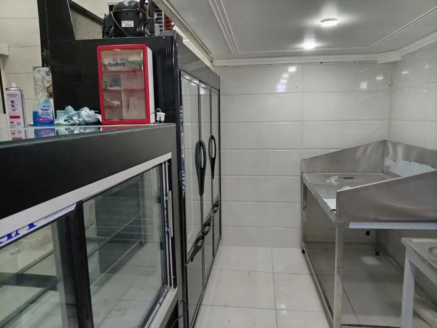 واگذاری مغازه مرغ وماهی|فروش مغازه و غرفه|یزد, |دیوار