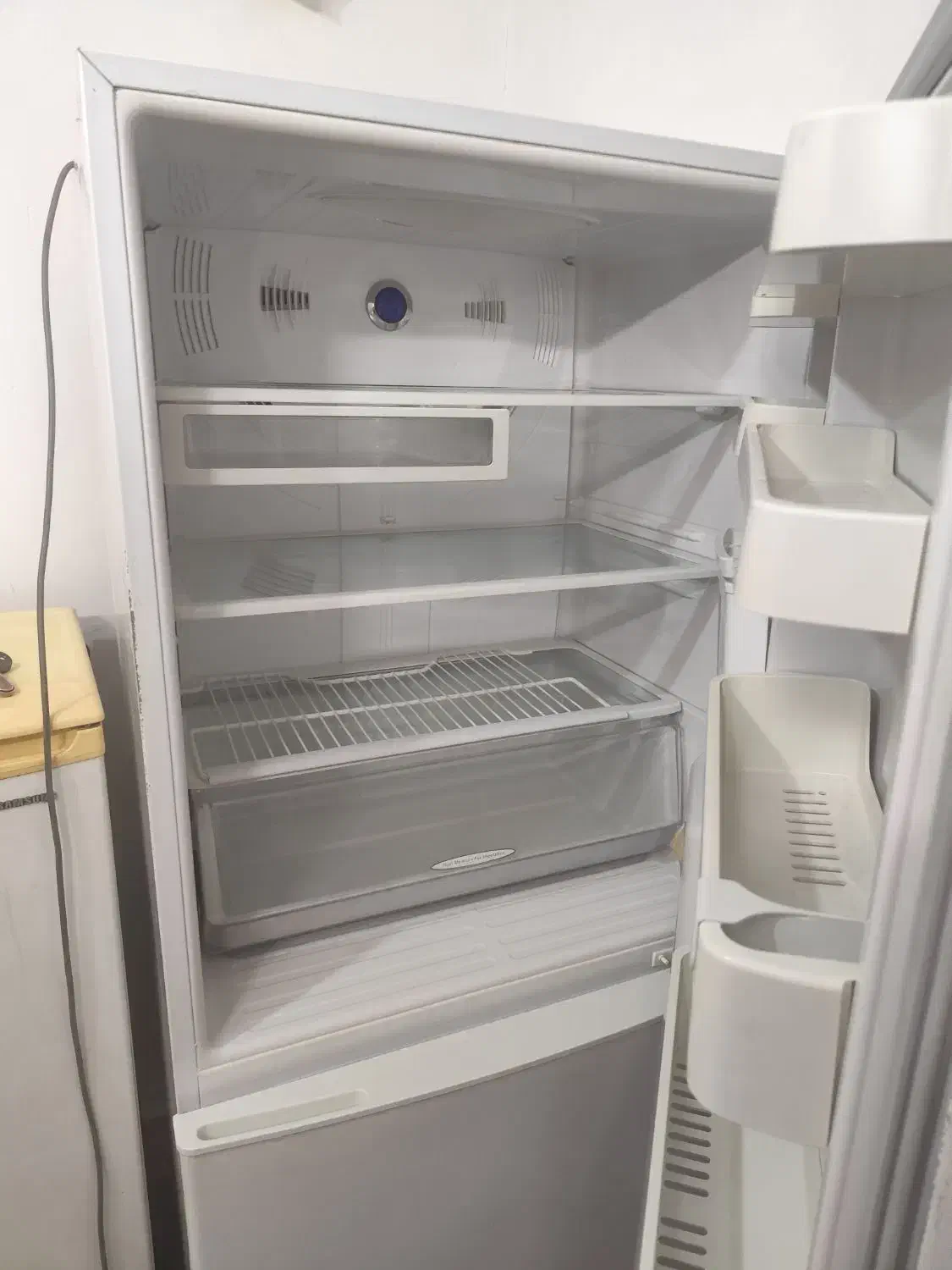 یخچال و فریزر اسنوا بزرگ در حد نو|یخچال و فریزر|آمل, |دیوار