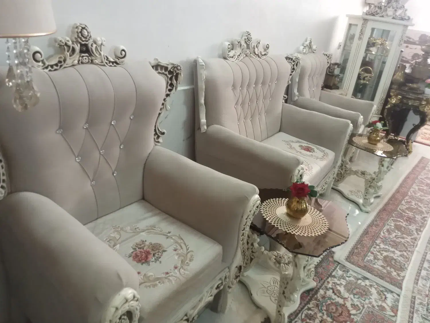 مبل نیمه سلطنتی|مبلمان خانگی و میز عسلی|تربت‌حیدریه, بالا ولایت|دیوار