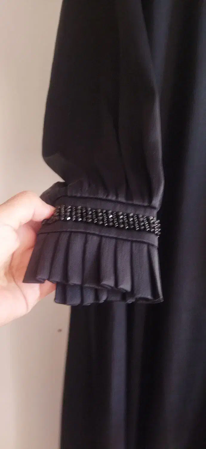 عبا مشکی|لباس|ماهان, |دیوار