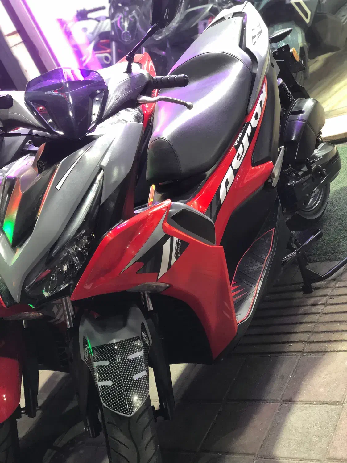 ایروکس ۱۴۰۱ کم کار|موتورسیکلت|رشت, یخسازی|دیوار