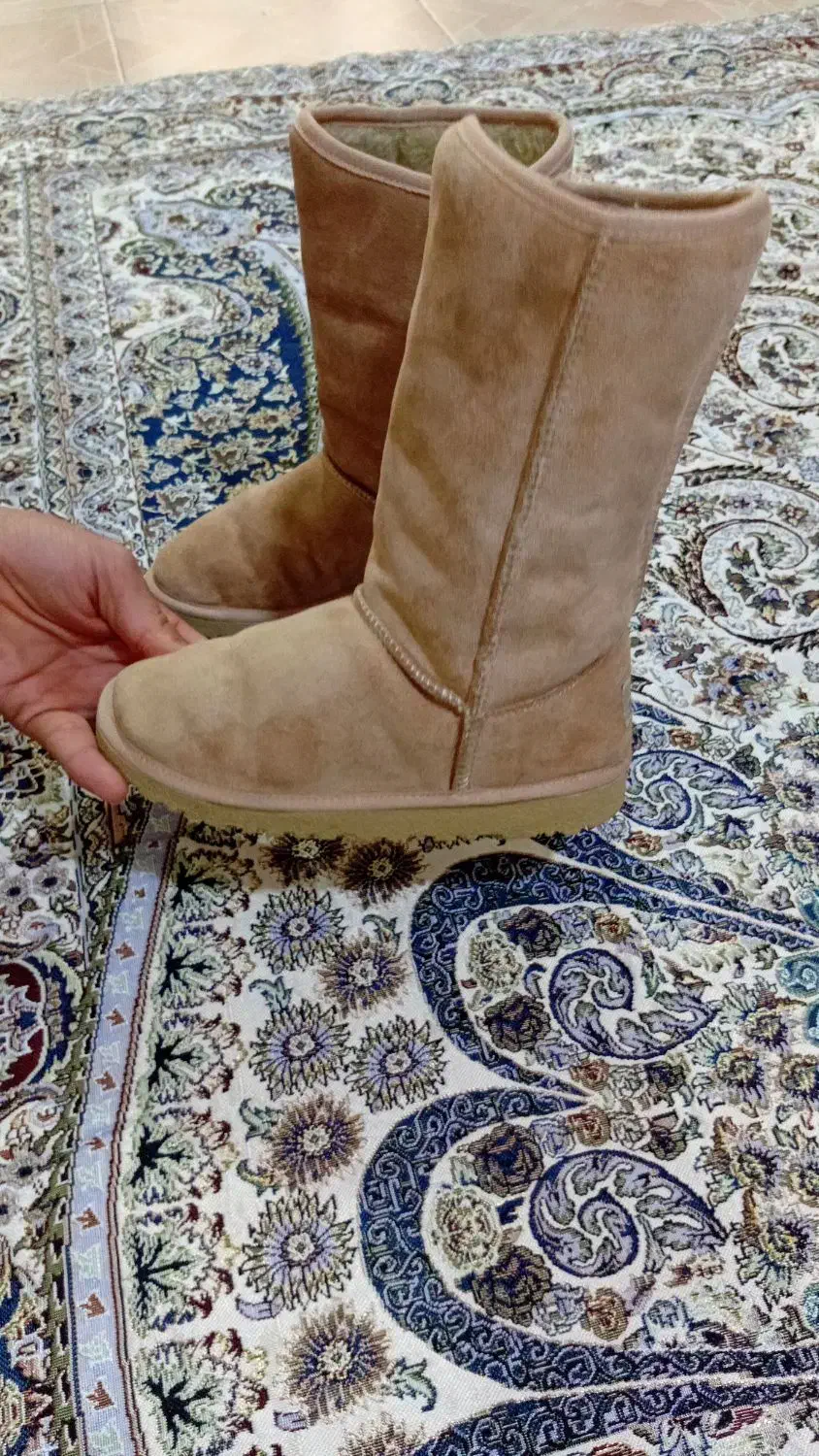 تعدادی کتونی سایز ۳۸  تمیز فردیس|کیف، کفش، کمربند|فردیس, سرحد آباد|دیوار