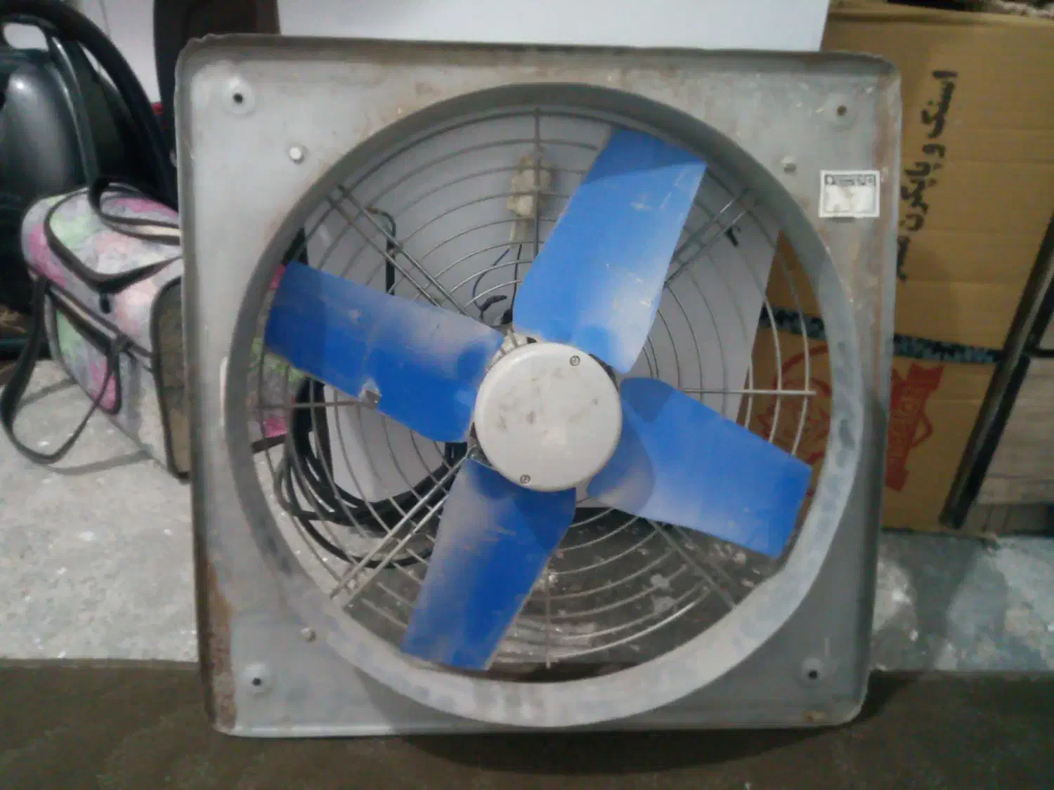 فن 60 در 60|پنکه و تصفیه‌کنندهٔ هوا|ایلام, |دیوار