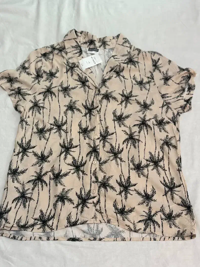 کت،بیلر،شومیز،تیشرت|لباس|قشم, |دیوار