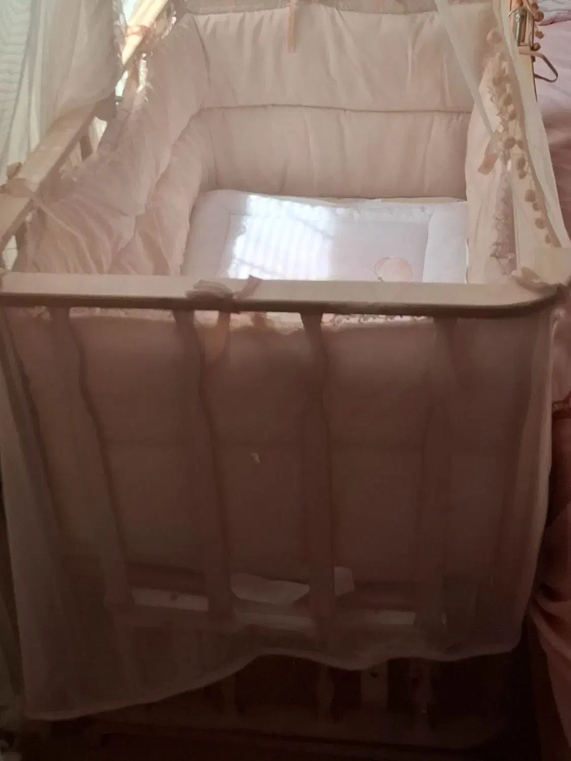 تخت  نوزاد|تخت و صندلی بچه|اسلامشهر, شهرک واوان|دیوار