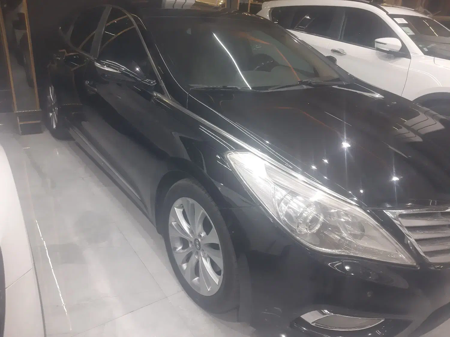 آزرا گرنجور مدل ۲۰۱۳|خودرو سواری و وانت|خرمآباد, |دیوار