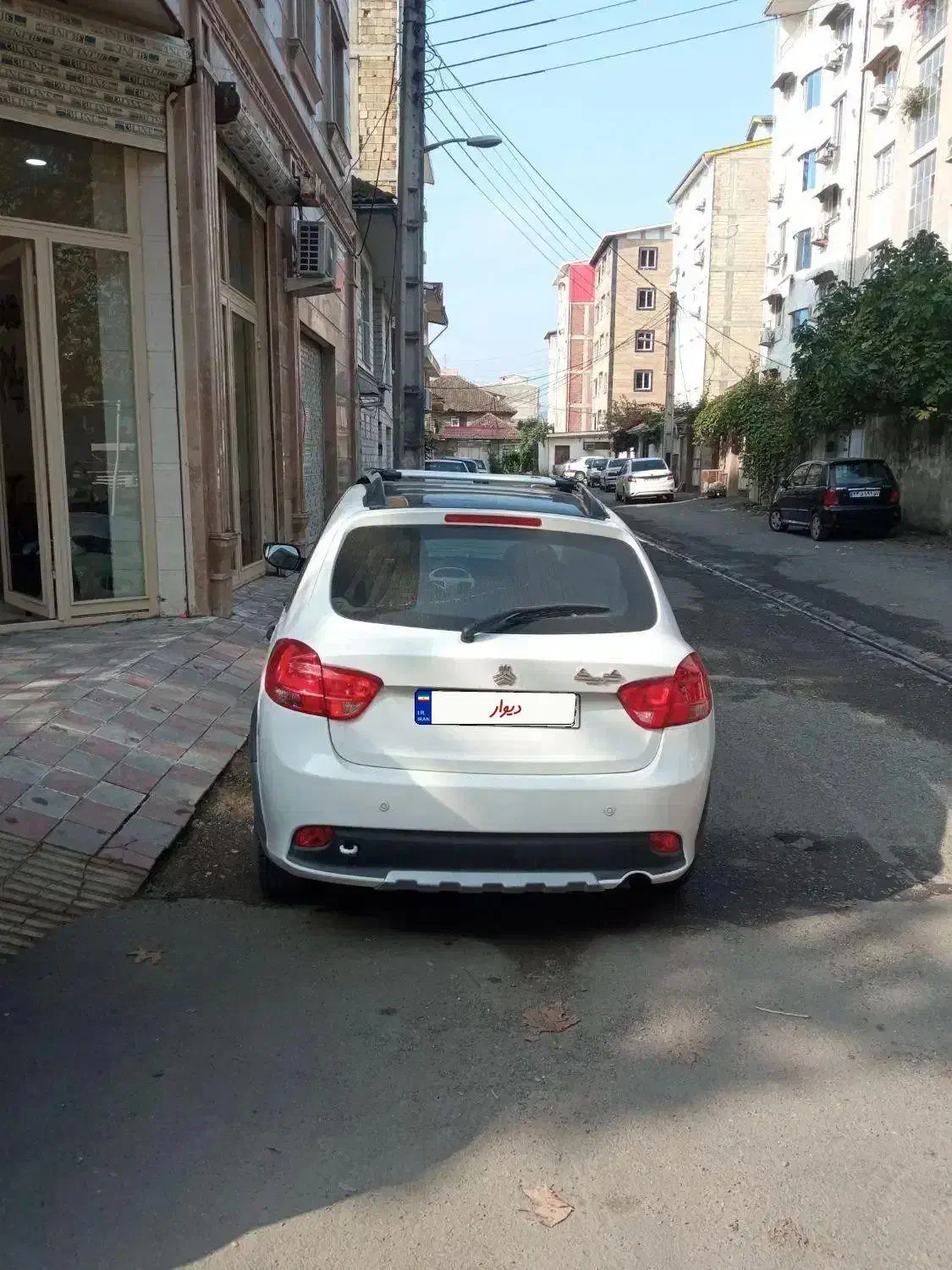 کوییک R سفید مشکی 1401|خودرو سواری و وانت|فلاورجان, |دیوار