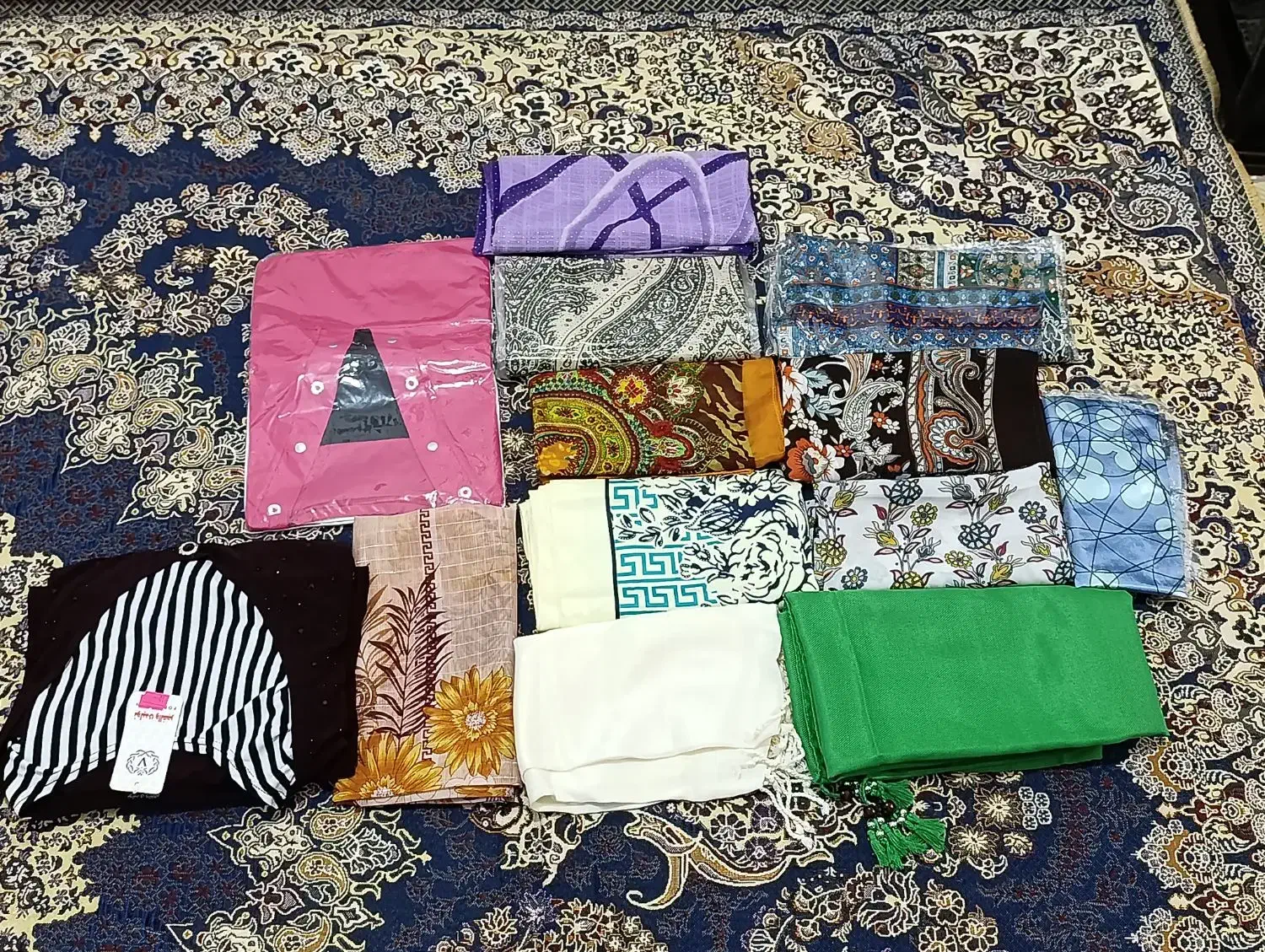 سلام همه رقم رو سری 100و50 تومن|حراج|الوند, |دیوار