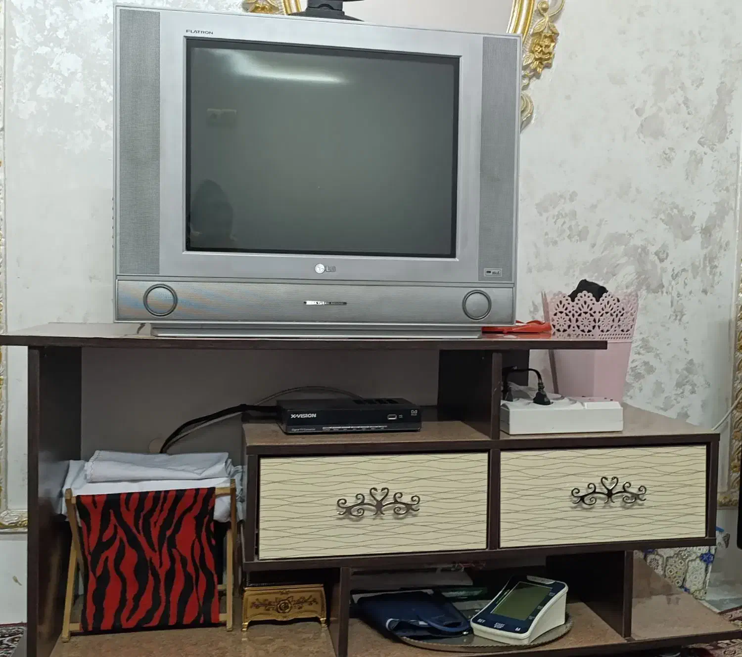 تلویزیون  LG|تلویزیون و پروژکتور|زنجان, |دیوار