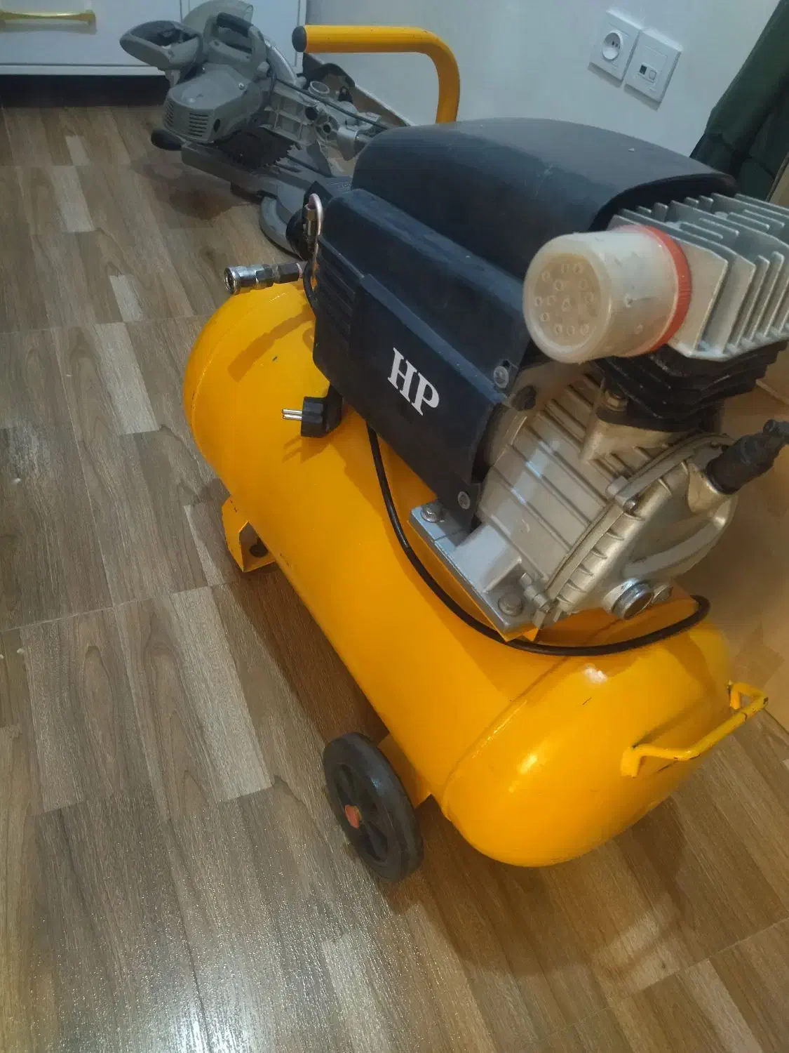 ابزار الات کابینت و دکوراسیون|ابزارآلات|تبریز, |دیوار