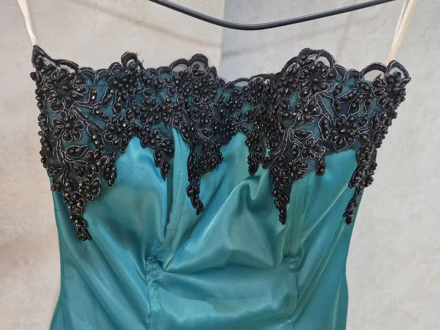 پیراهن مجلسی و مانتو|لباس|پردیس, فاز ۲|دیوار