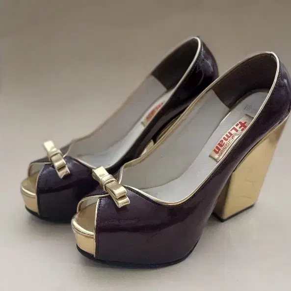 کفش مجلسی|کیف، کفش، کمربند|سراب, |دیوار