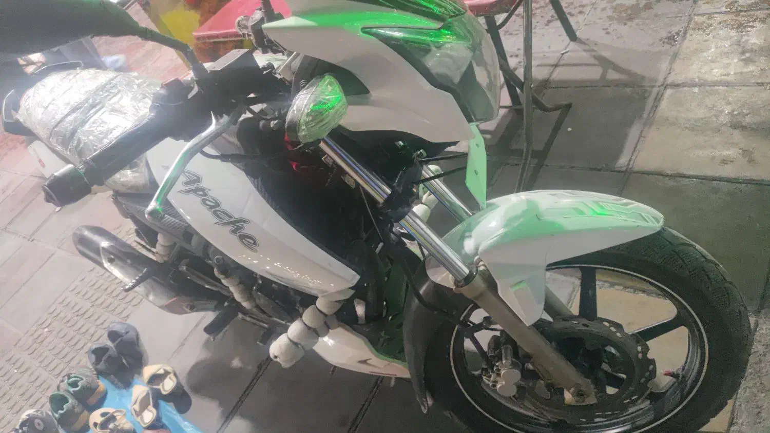 موتور اپاچی سفید180. 1393|موتورسیکلت|پاکدشت, پاکدشت (مامازند)|دیوار