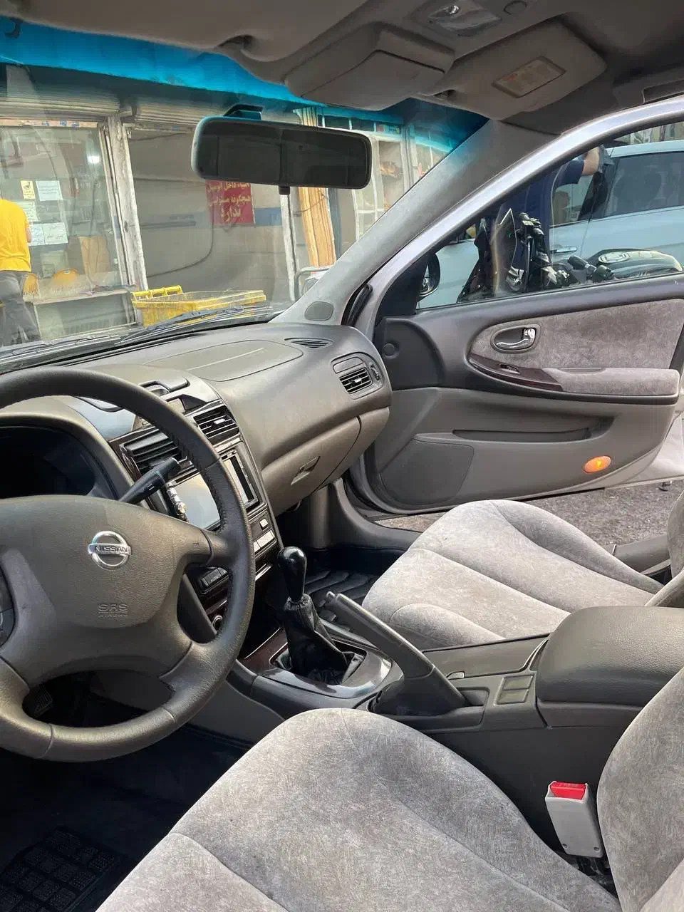 ماکسیما دنده مدل ۸۳ شاسی سالم|خودرو سواری و وانت|تهران, کرمان|دیوار