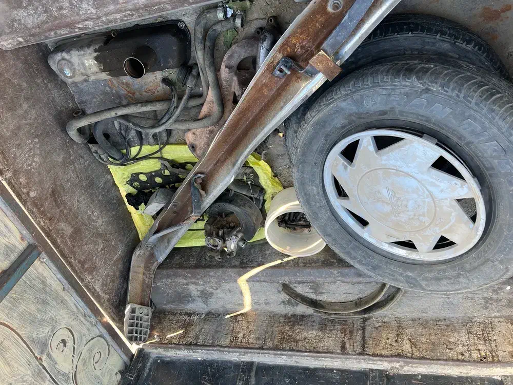 پیکان وانت ۸۱|خودرو سواری و وانت|همدان, |دیوار