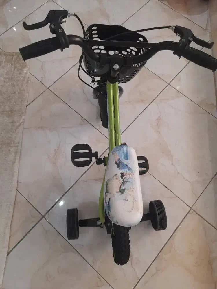 کاملا سالم و تمیز|دوچرخه، اسکیت، اسکوتر|تهران, آذری|دیوار