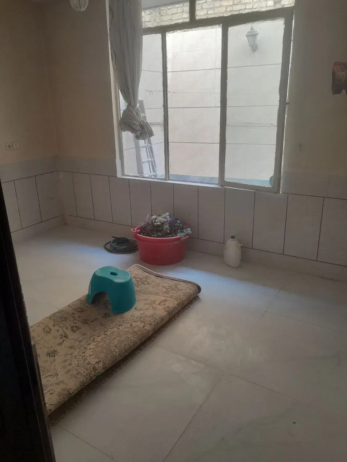 خانه ویلایی اجاره طبقه پایین راه وامکانات جدا|اجارهٔ خانه و ویلا|اصفهان, عطار نیشابوری|دیوار