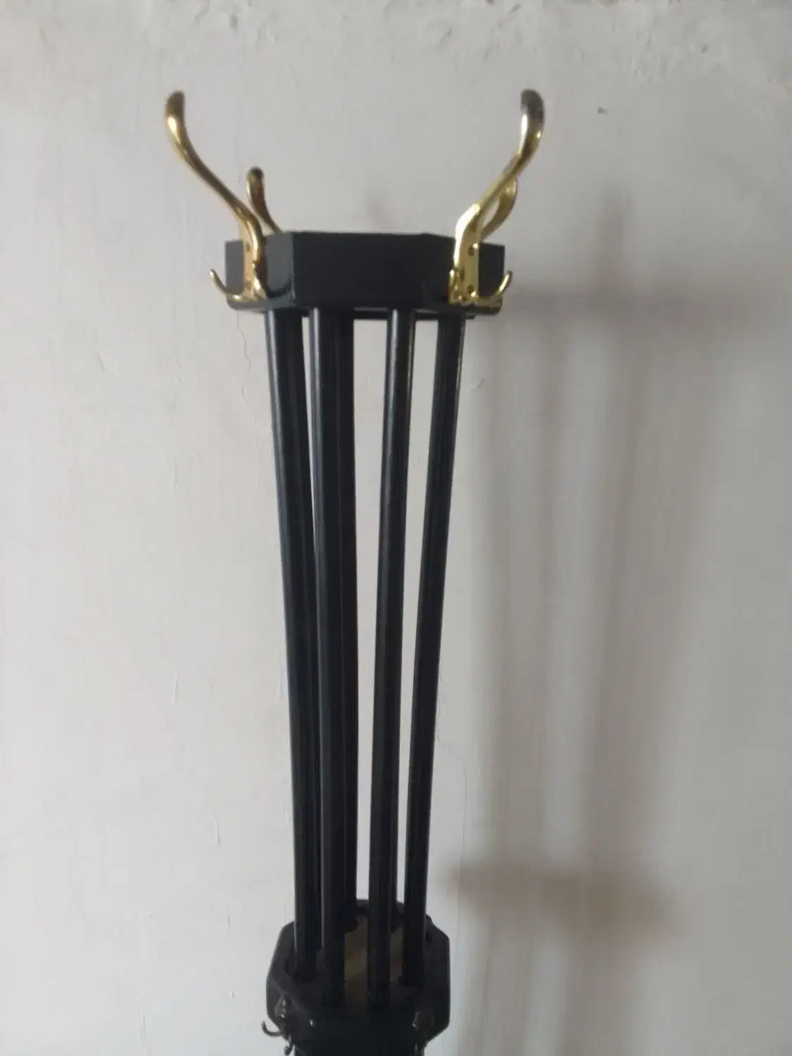 چوب لباسی|مبلمان خانگی و میز عسلی|ماهدشت, |دیوار