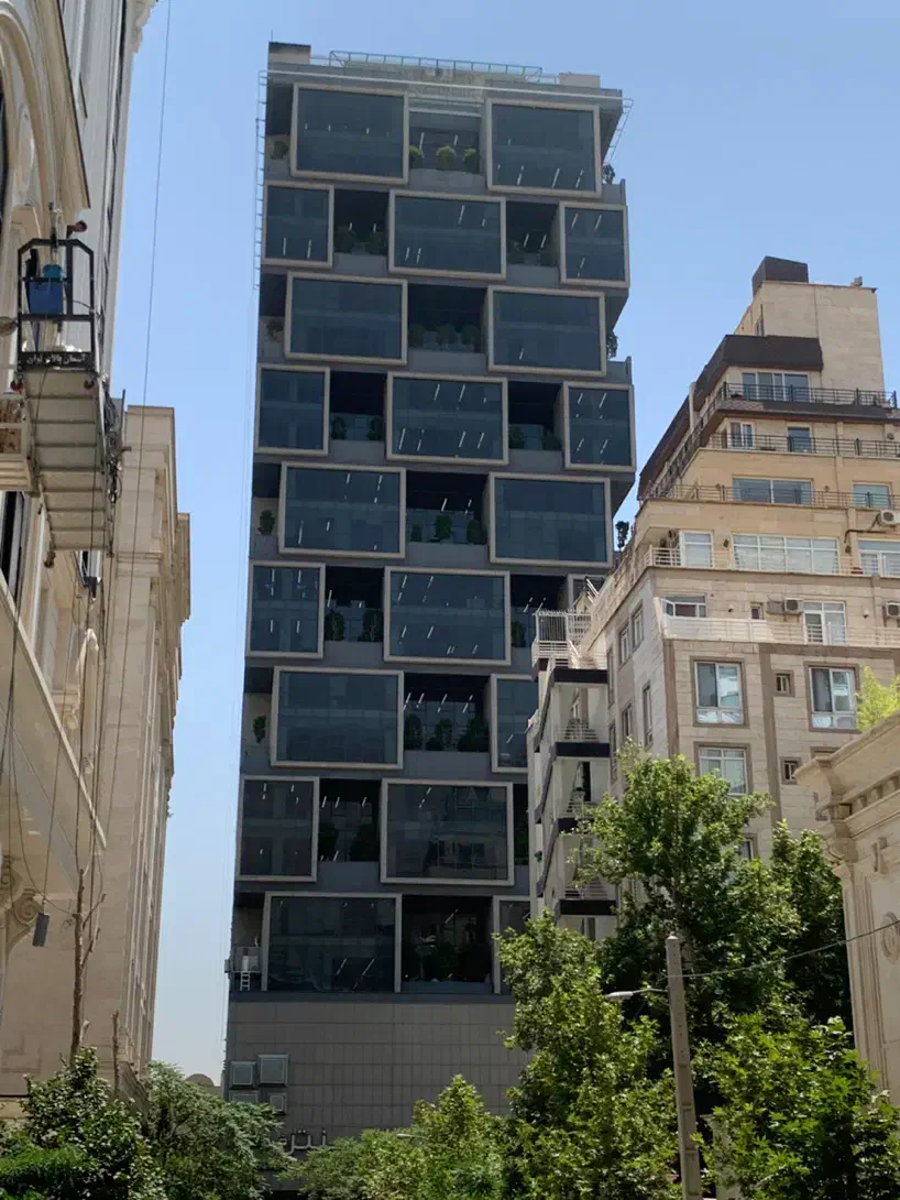 پاسداران  عراقی  پیش فروش آپارتمان  /  ۲۳۰ متر|پیش‌فروش املاک|تهران, پاسداران|دیوار