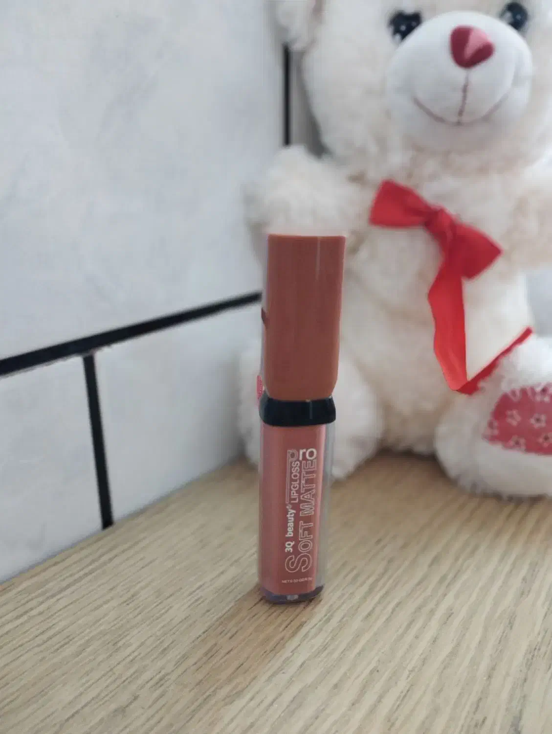 رژ لب مایع رنگ نود|آرایشی، بهداشتی، درمانی|آران و بیدگل, |دیوار