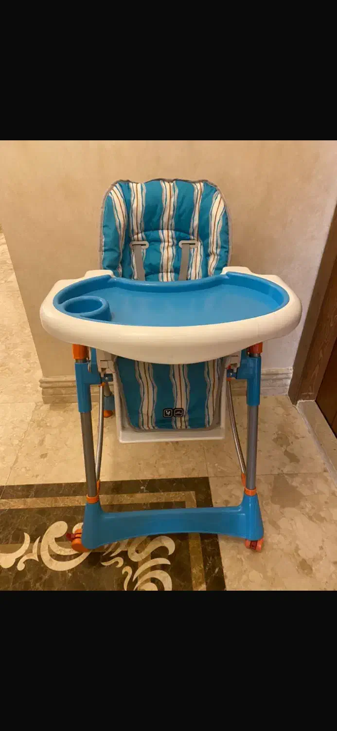 فروش صندلی بچه|تخت و صندلی بچه|تهران, زعفرانیه|دیوار