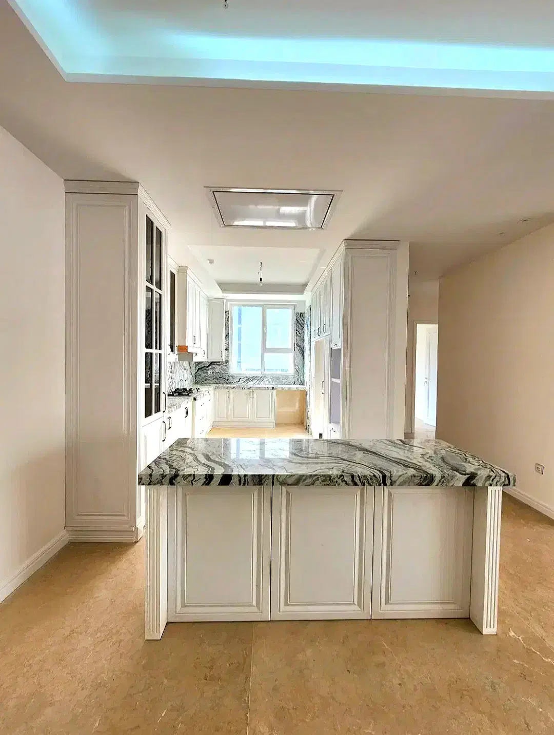 رهن و اجاره آپارتمان ۱۹۰ متری ۳ خواب / لابی / روف