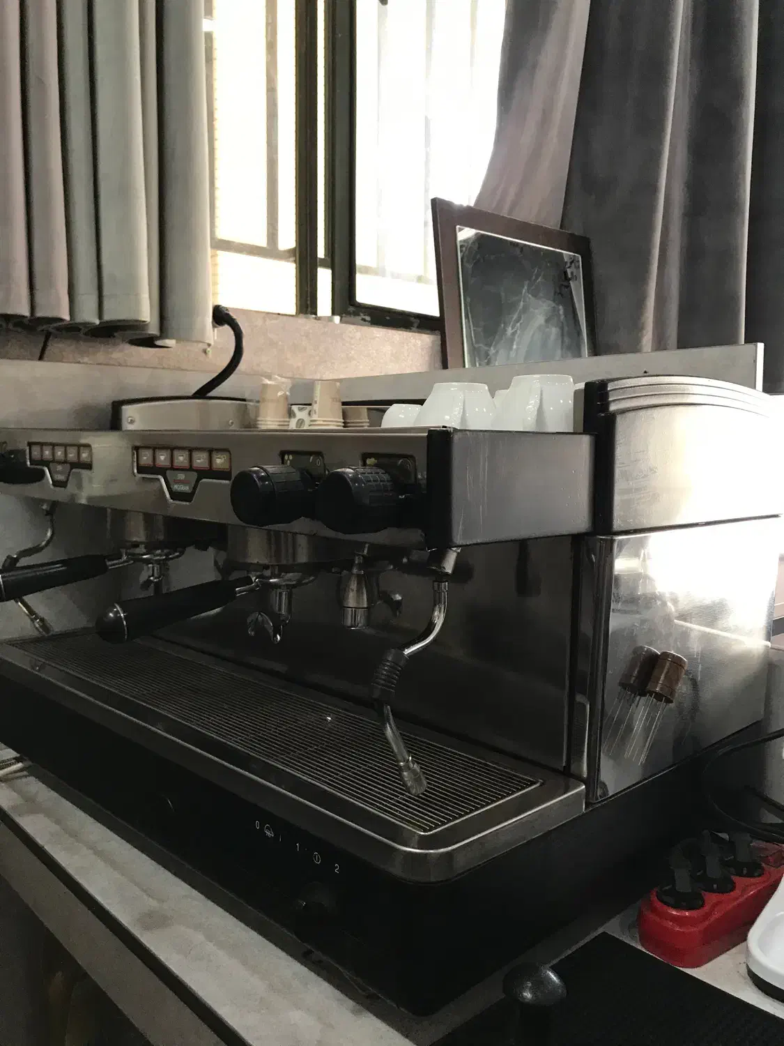 دستگاه اسپرسوساز جیمبالی m27 old face|کافیشاپ و رستوران|فولادشهر, فولادشهر|دیوار