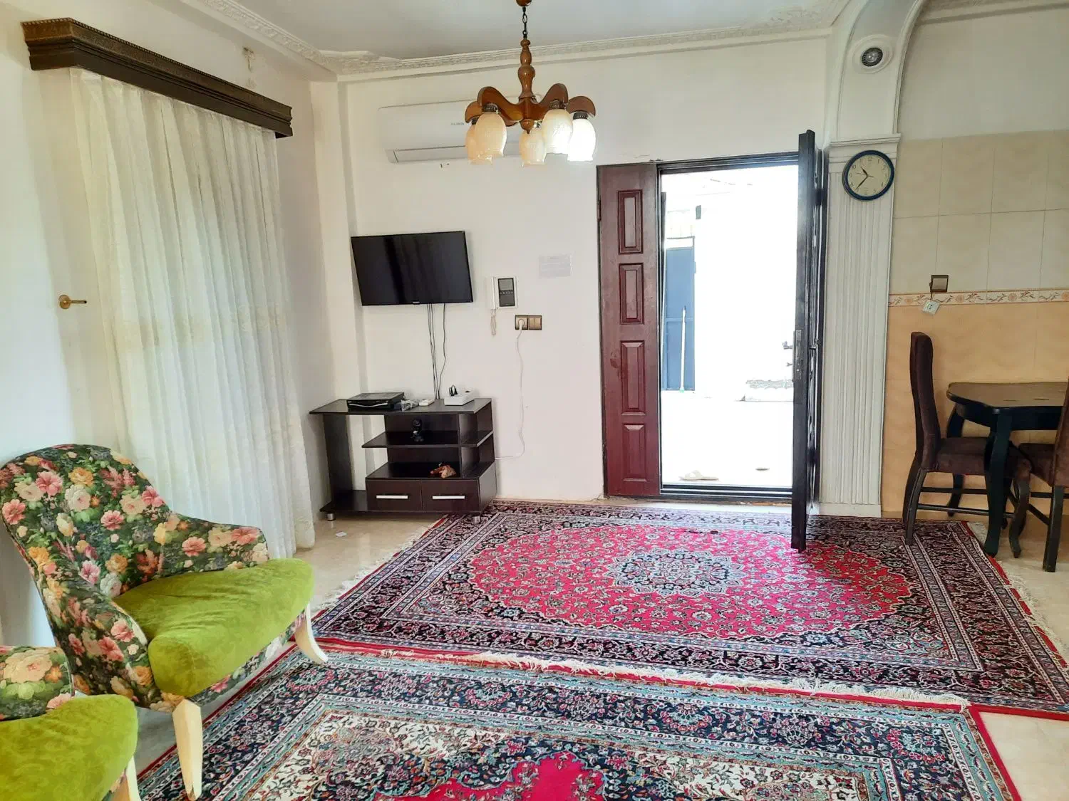 اقامتگاه باران.|اجارهٔ کوتاه‌مدت آپارتمان و سوئیت|چابکسر, |دیوار