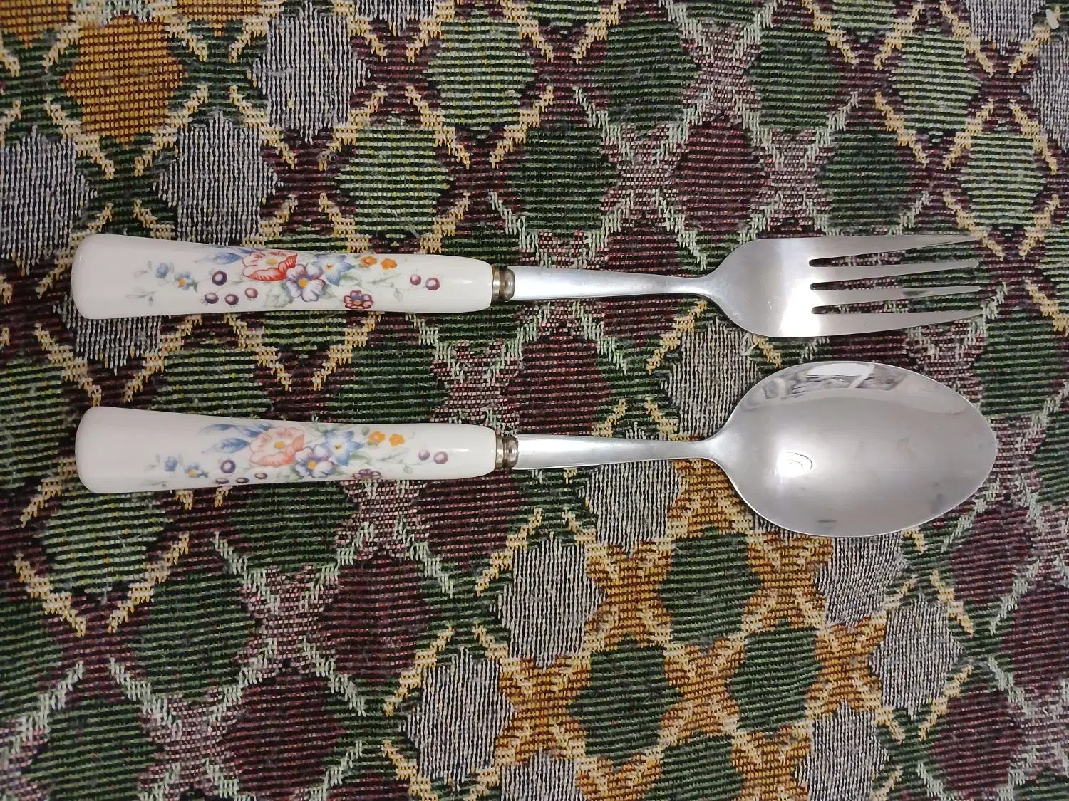 قاشق چنگال ملاقه قاشق سالاد ویکتوریا|ظروف سرو و پذیرایی|اراک, |دیوار