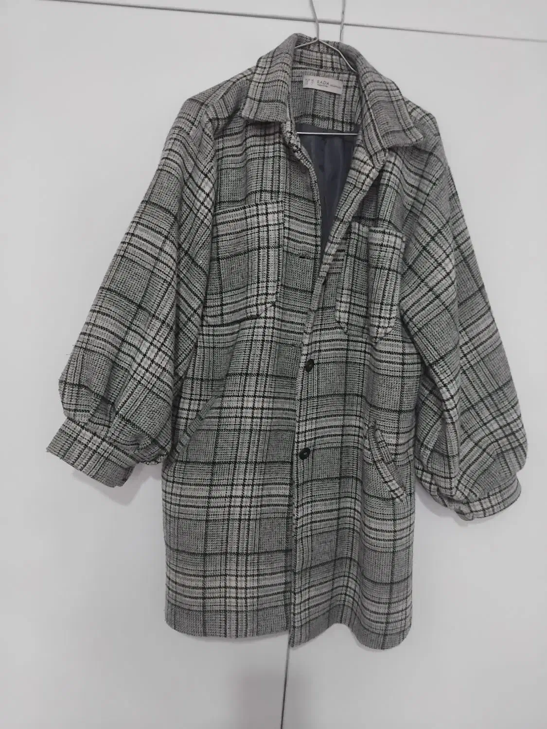 پالتو|لباس|اردبیل, |دیوار