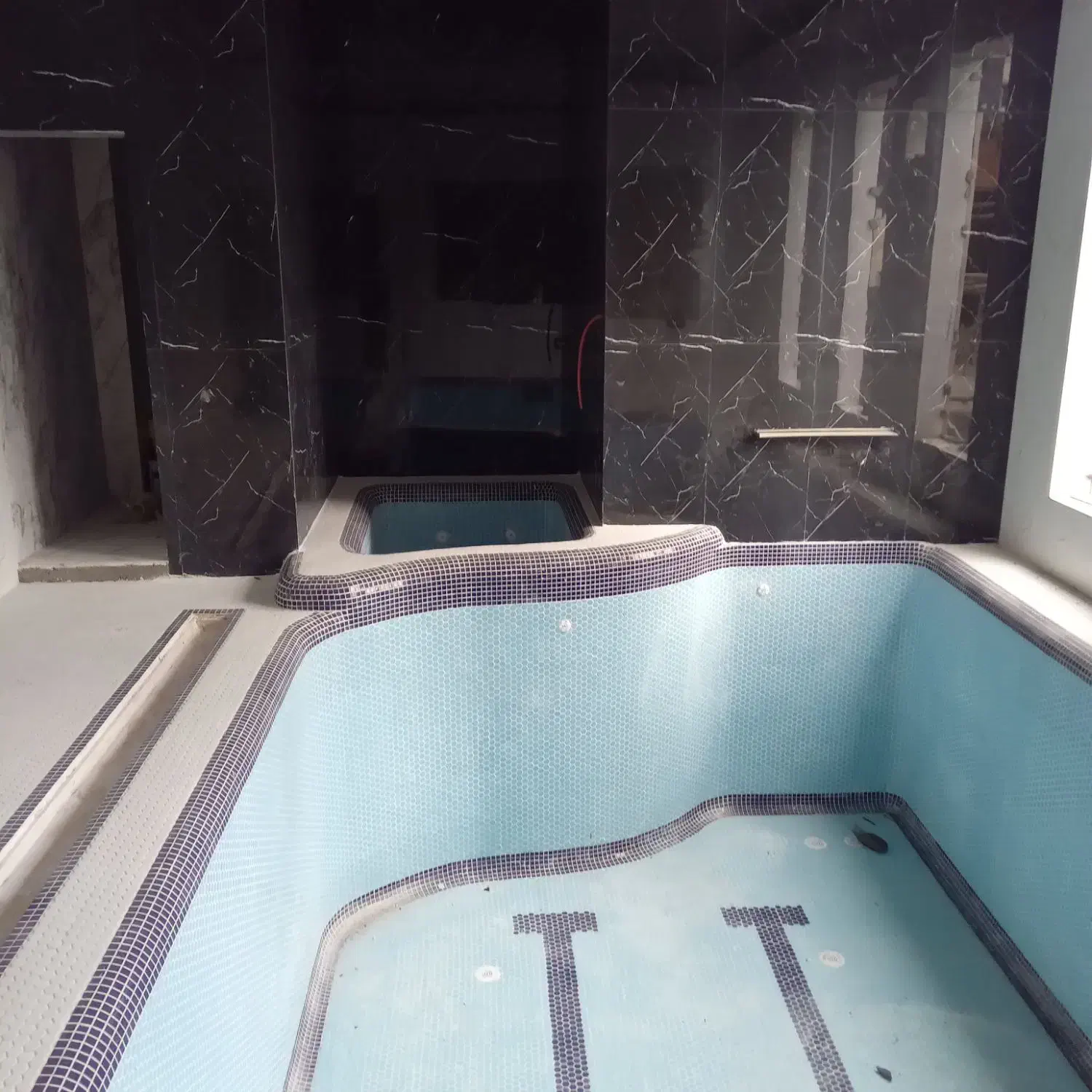 نیازمند نظافتچی خانوم|استخدام سرایداری و نظافت|چالوس, |دیوار