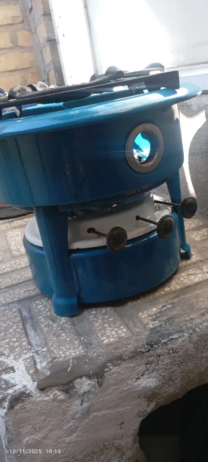 جراغ قدیمیه خوراک پزی سه فتیله|کلکسیون اشیاء عتیقه|سمنان, |دیوار