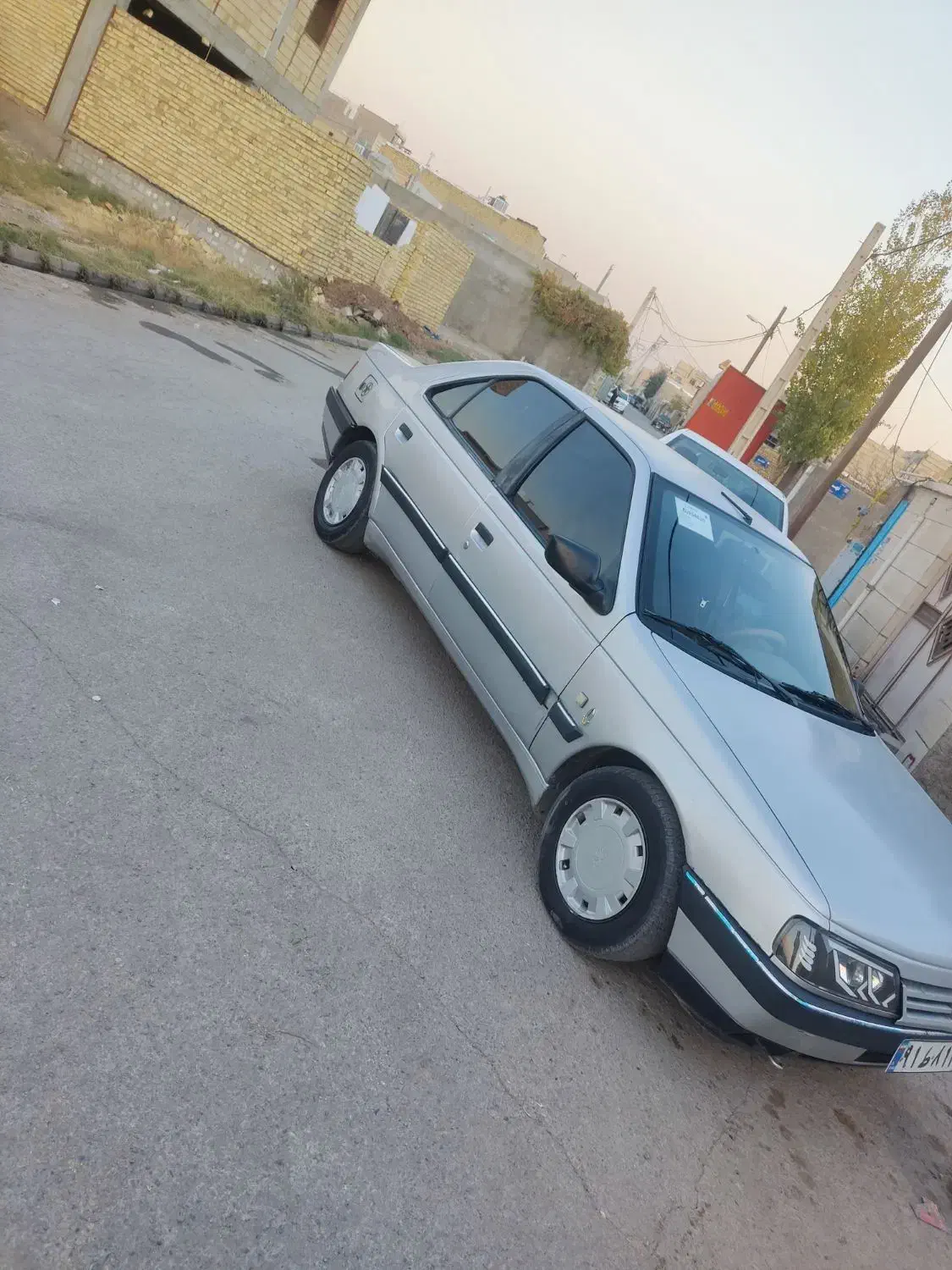 پژو405 نقره ای مدل93|خودرو سواری و وانت|محمدیه-قزوین, |دیوار