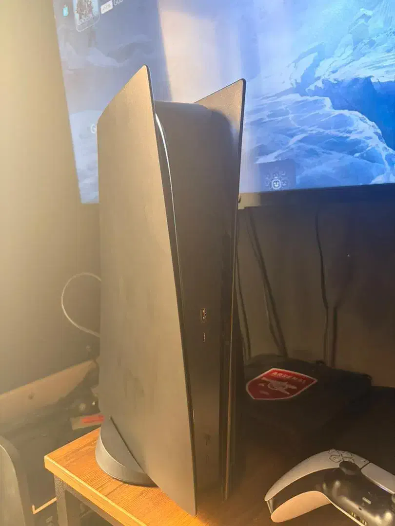 Ps5 پلی استیشن ۵ مشکی ۲ دسته|کنسول، بازی ویدئویی و آنلاین|رشت, باهنر|دیوار