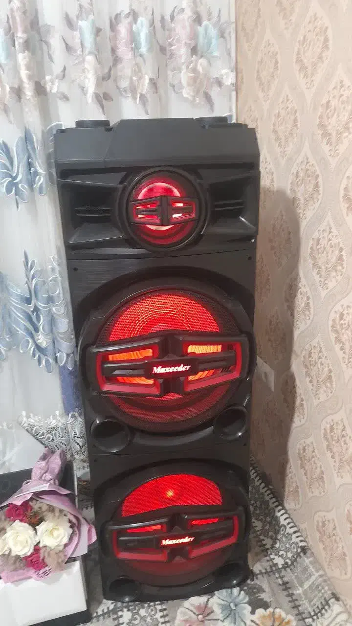 تلوزیون الجی|تلویزیون و پروژکتور|اسلام‌شهر, شهرک مفیدی|دیوار