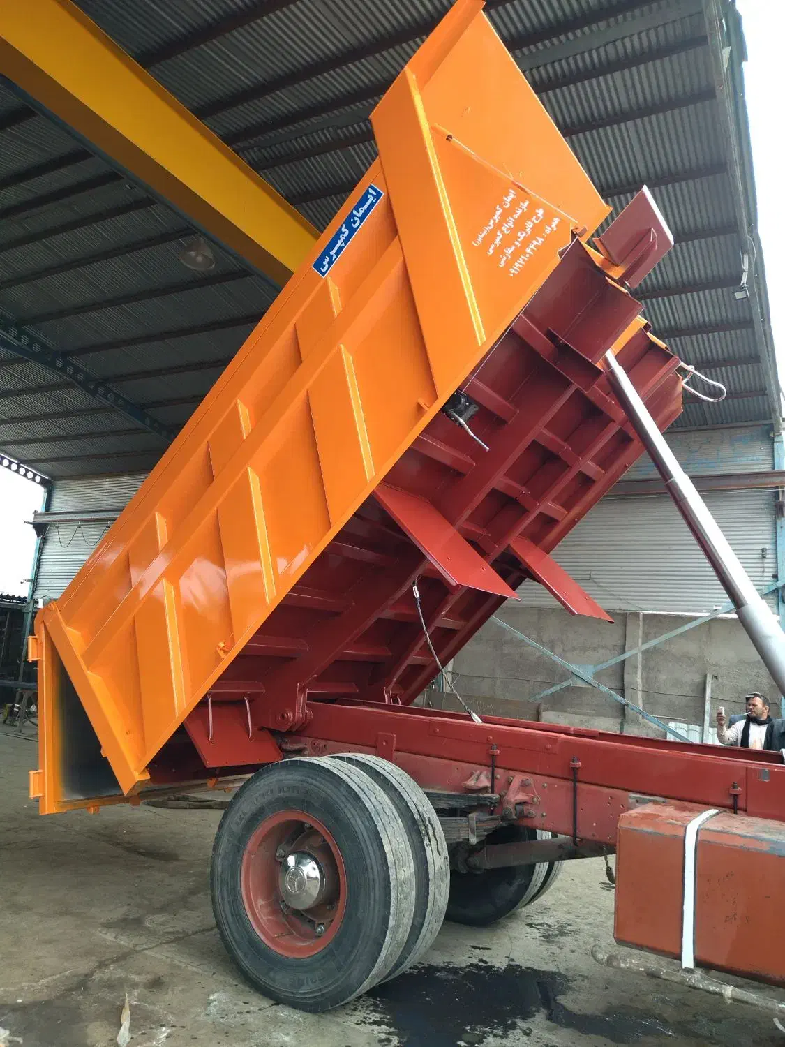 به یک نفر نقاش ماهر نیازمندیم|استخدام صنعتی، فنی، مهندسی|نیشابور, مازول|دیوار