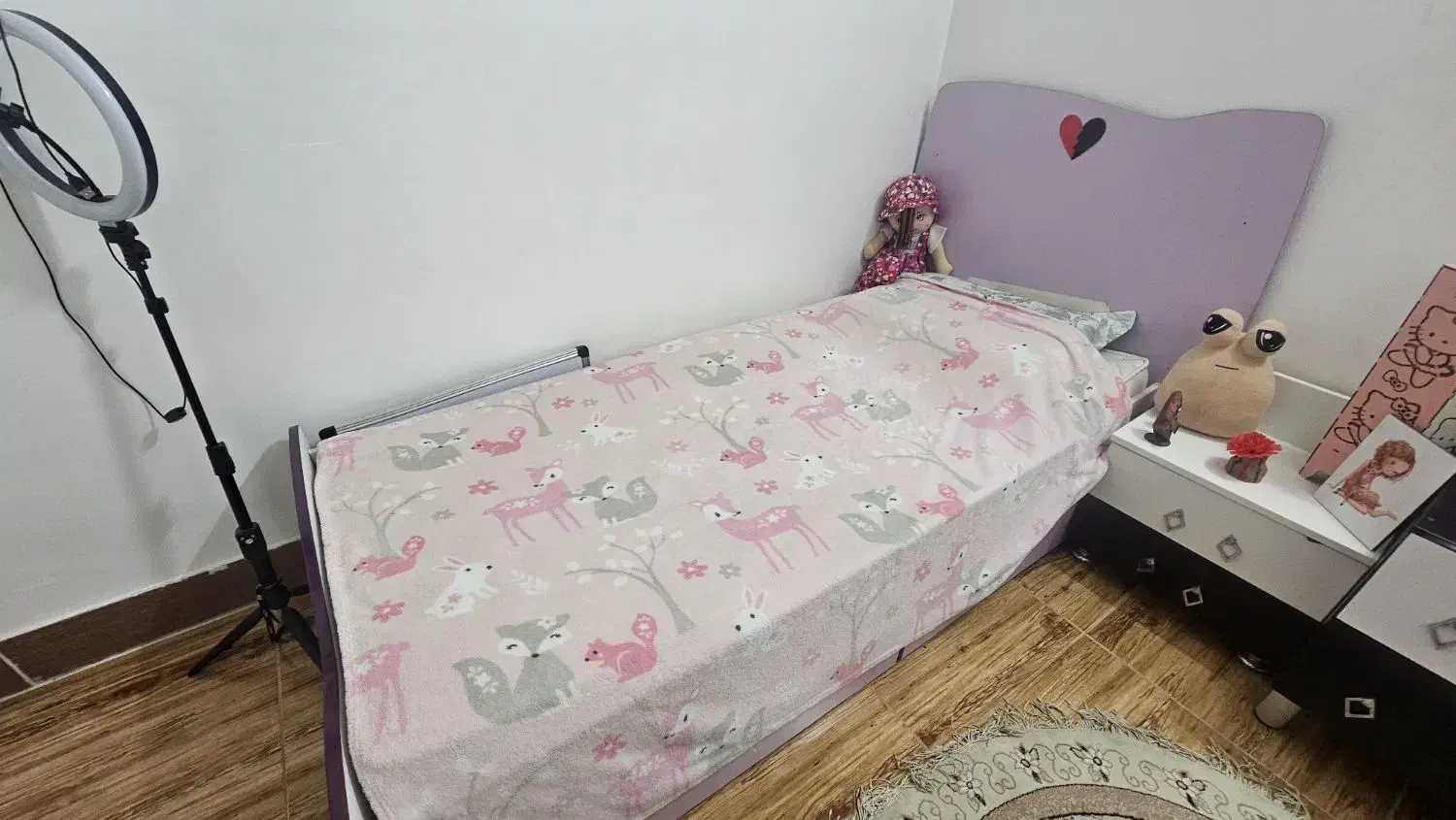 سرویس خواب|تخت و سرویس خواب|قم, صفاشهر|دیوار