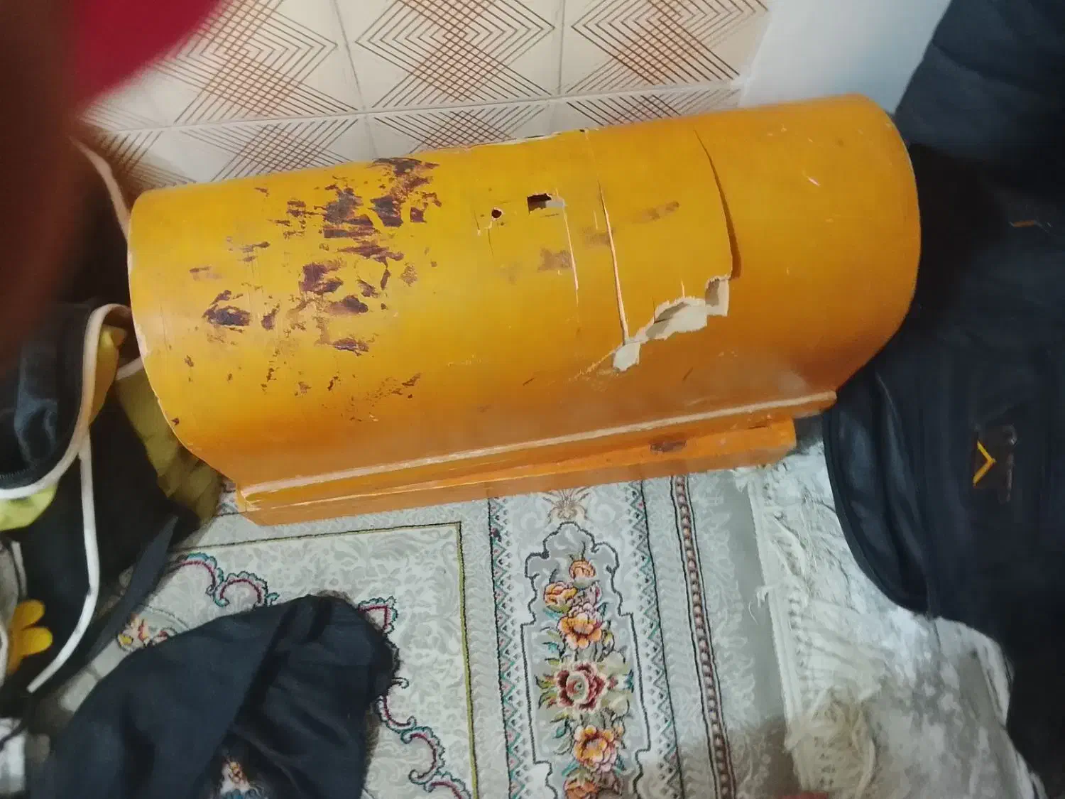 چرخ خیاطی سینجر|چرخ خیاطی و ریسندگی|بومهن, |دیوار