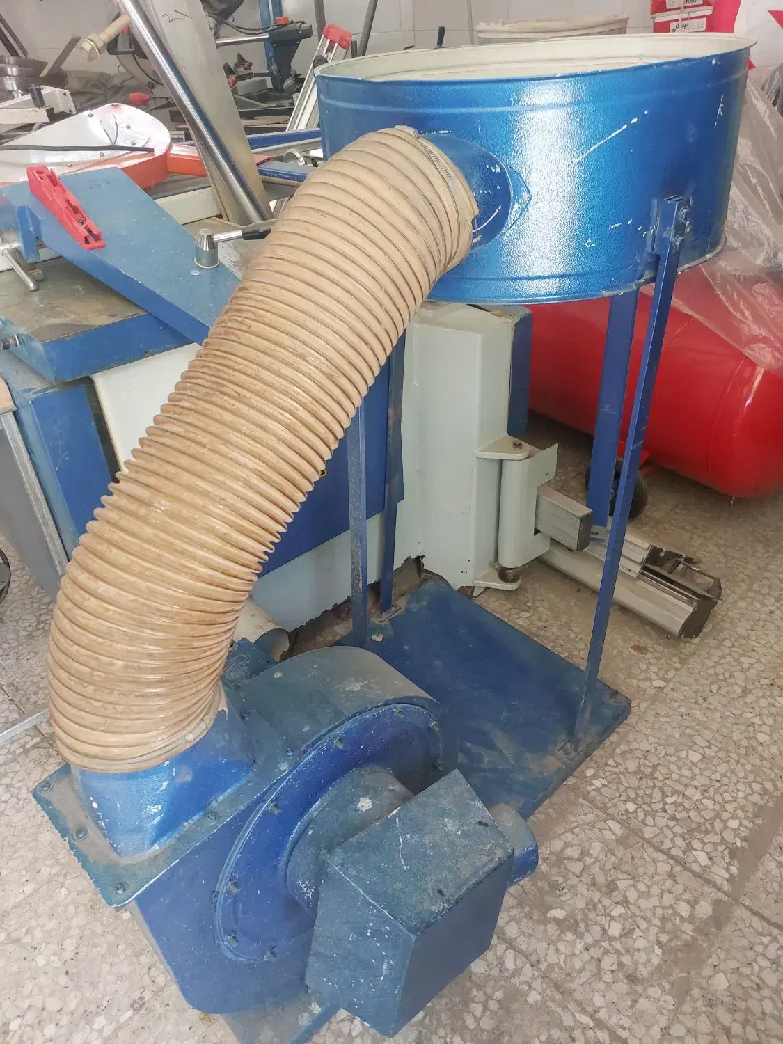 مکنده تک قلو|ابزارآلات|اصفهان, ارداجی|دیوار