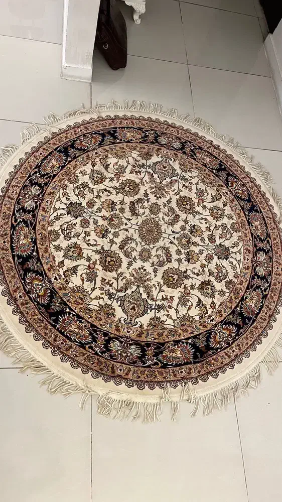 فرش گرد|فرش|تهران, وردآورد|دیوار