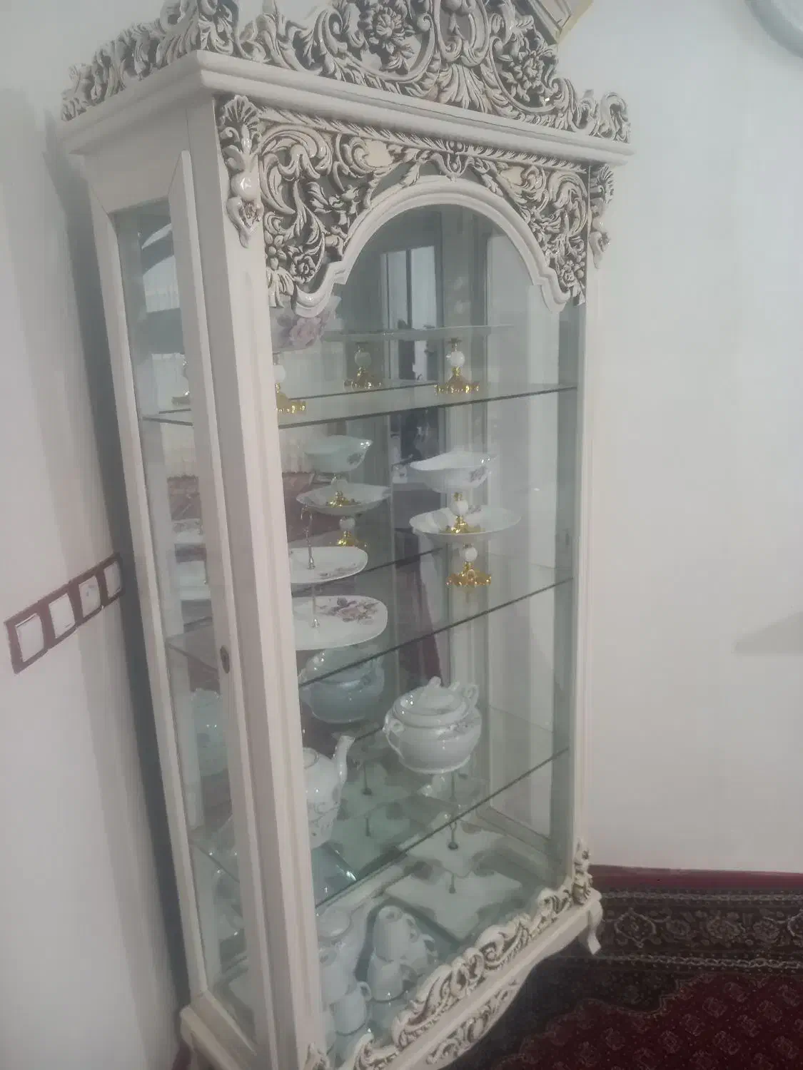 فوفه در حد نو|بوفه، ویترین، کنسول|سلماس, |دیوار