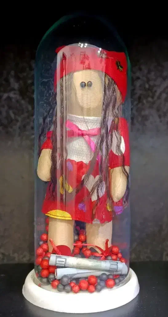 فروش فوری عروسک های داخل شیشه - زیر قیمت|اسباببازی|ورامین, ورامین|دیوار