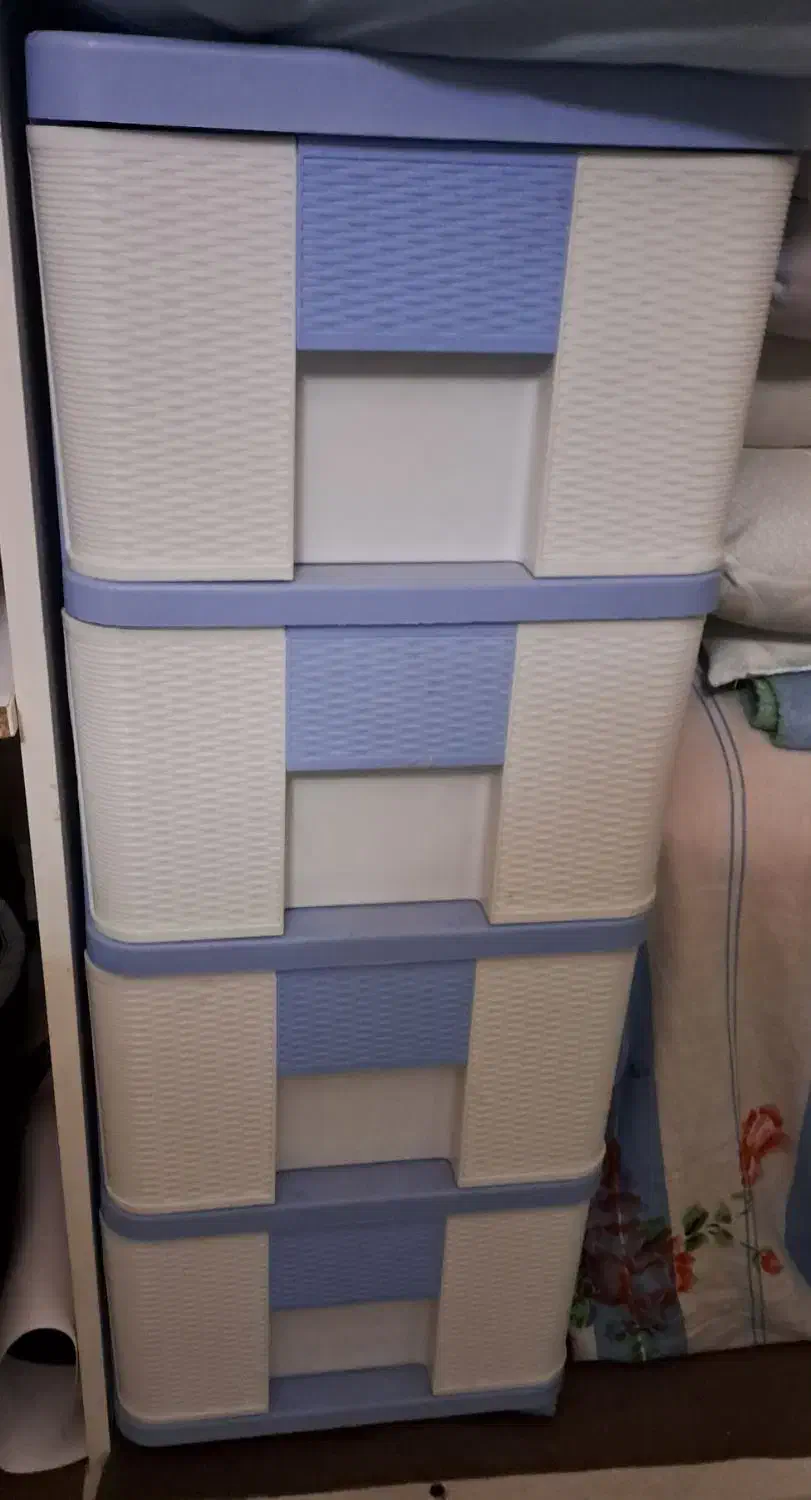 فایل ۴ کشو|آب‌چکان و نظم‌دهنده ظروف|کرج, باغستان|دیوار