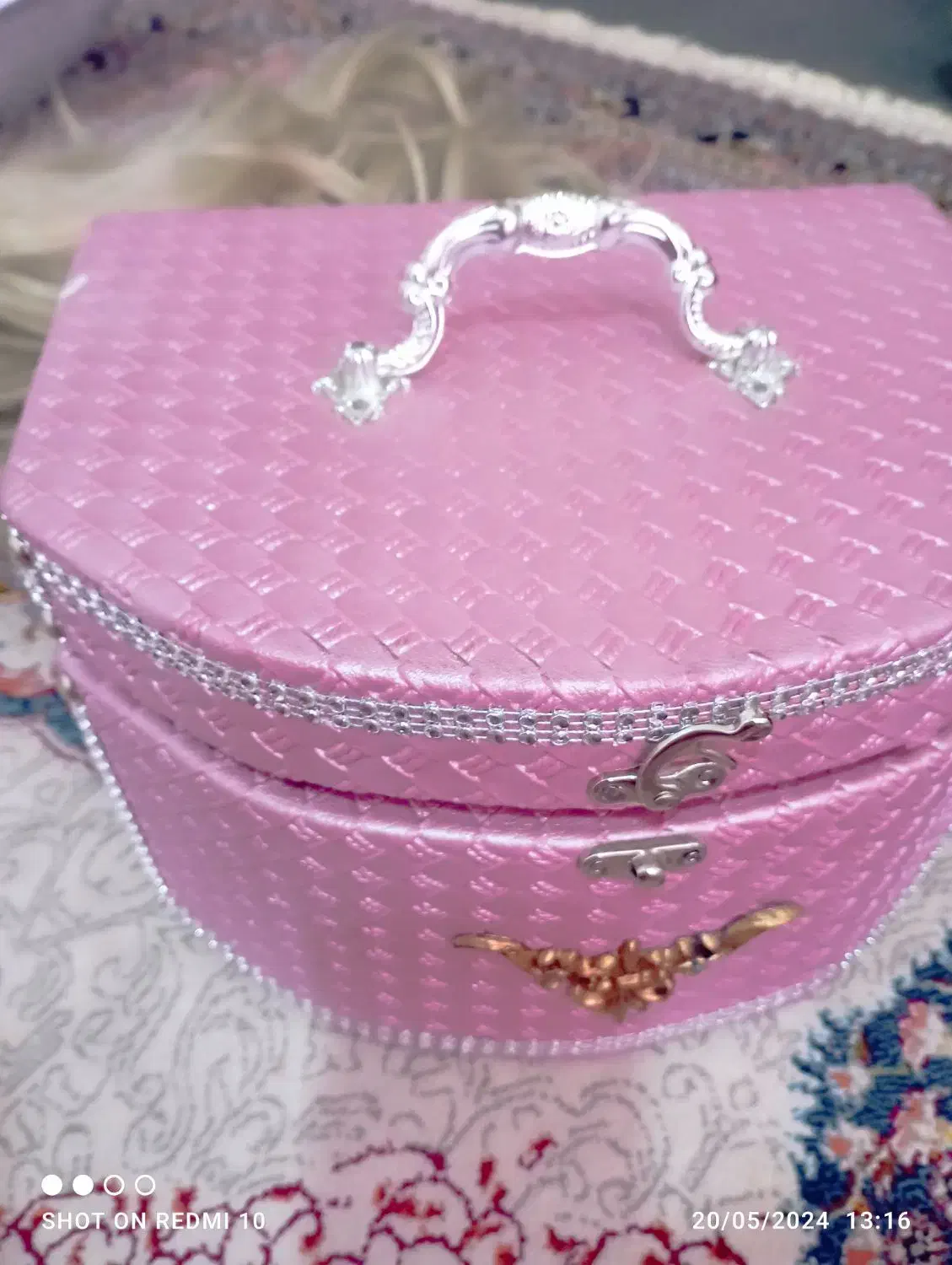 جعبه لوازم آرایشی|زیورآلات و اکسسوری|رباط‌کریم, رباط‌کریم|دیوار