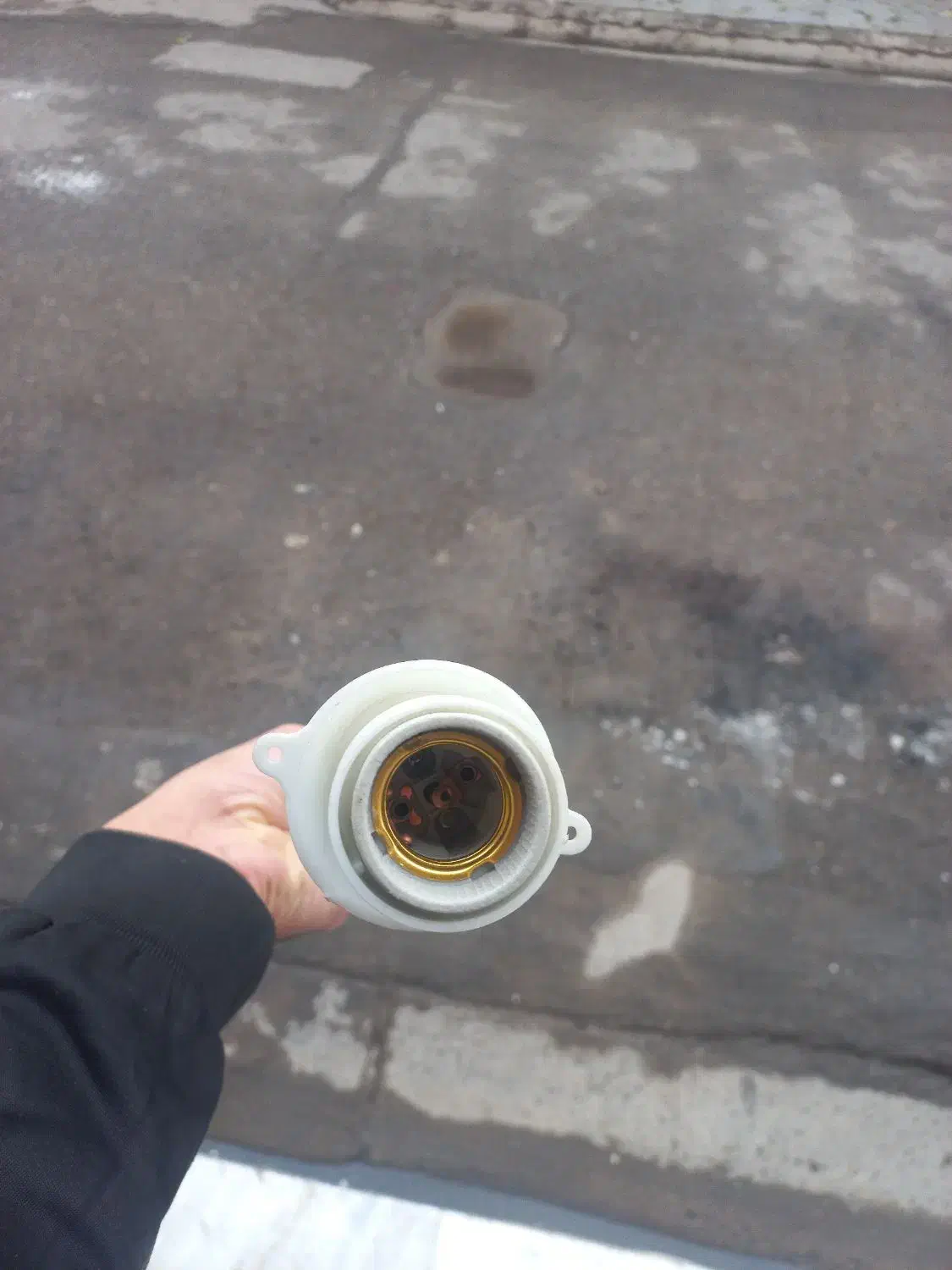 سرپیچ لامپ|لامپ و چراغ|قم, نیروگاه|دیوار