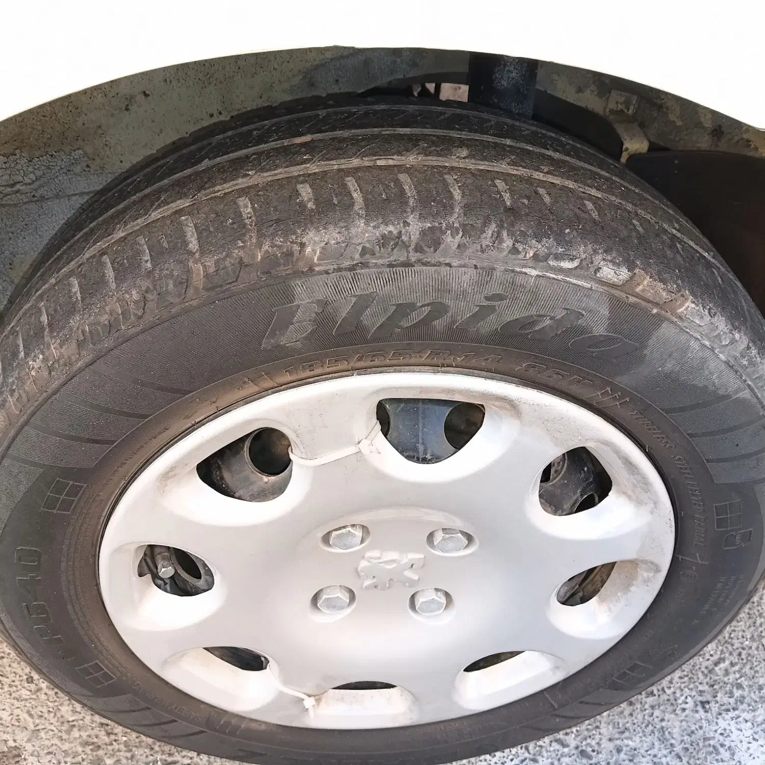 ماشین|خودرو سواری و وانت|پرند, فاز ۶|دیوار